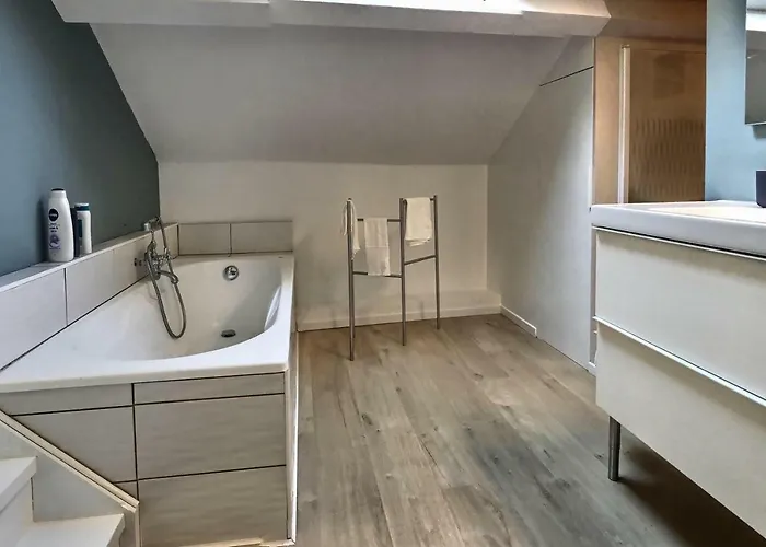 Felicie Apartman Fexhe-le-Haut-Clocher